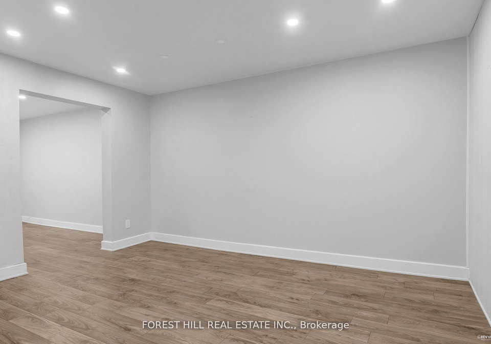 22-harvey-street-hamilton-ontario-x12730466