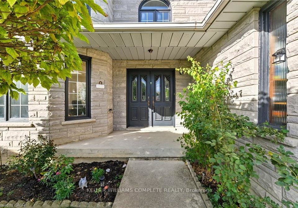 2-morningstar-court-hamilton-ontario-x12730756
