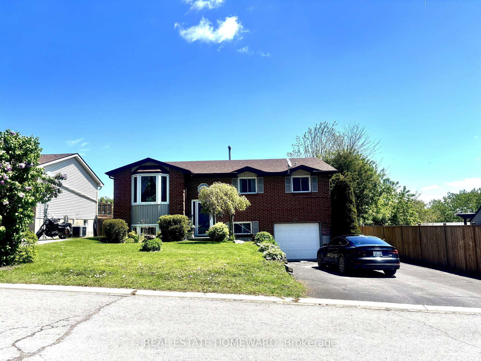 35-bleeker-avenue-quinte-west-ontario-x12731268