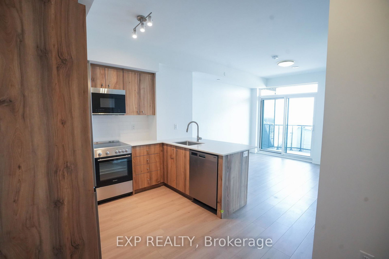 25-s-wellington-street-s-kitchener-ontario-x12731306