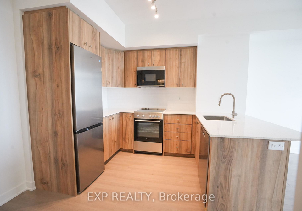 25-s-wellington-street-s-kitchener-ontario-x12731306