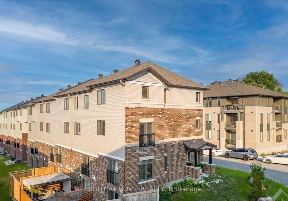 558-recolte-private-ottawa-ontario-x12731386