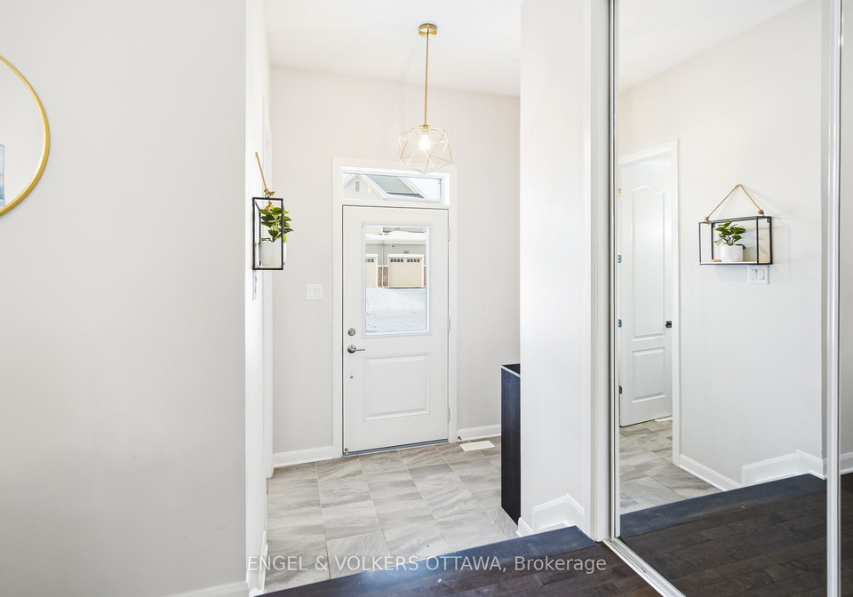207-argonaut-circle-ottawa-ontario-x12731572