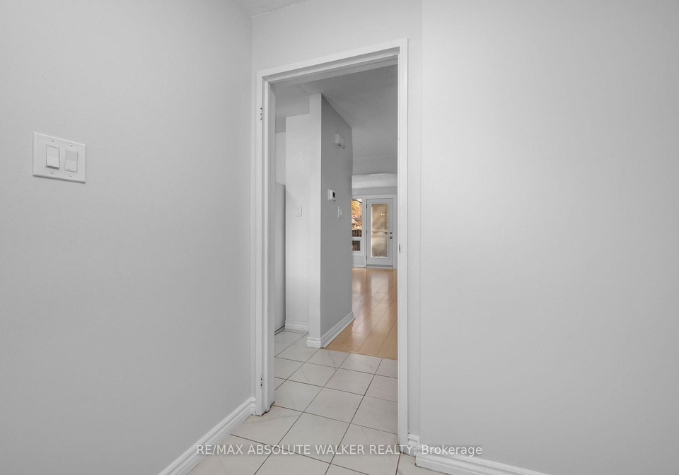 23-mcclintock-way-kanata-ontario-x12731754
