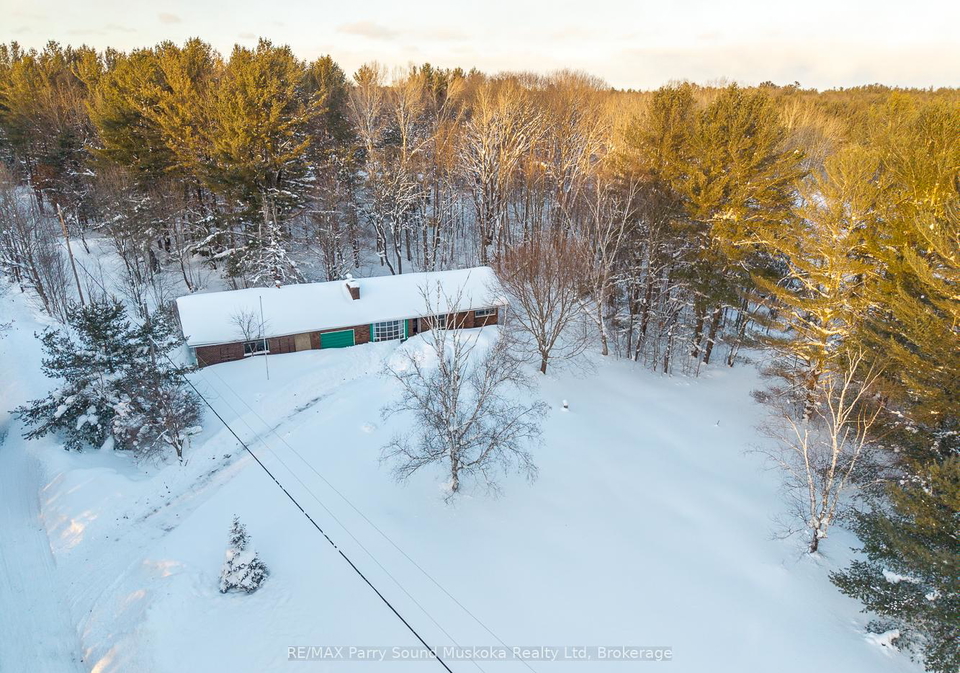 1-old-carling-road-carling-ontario-x12731800