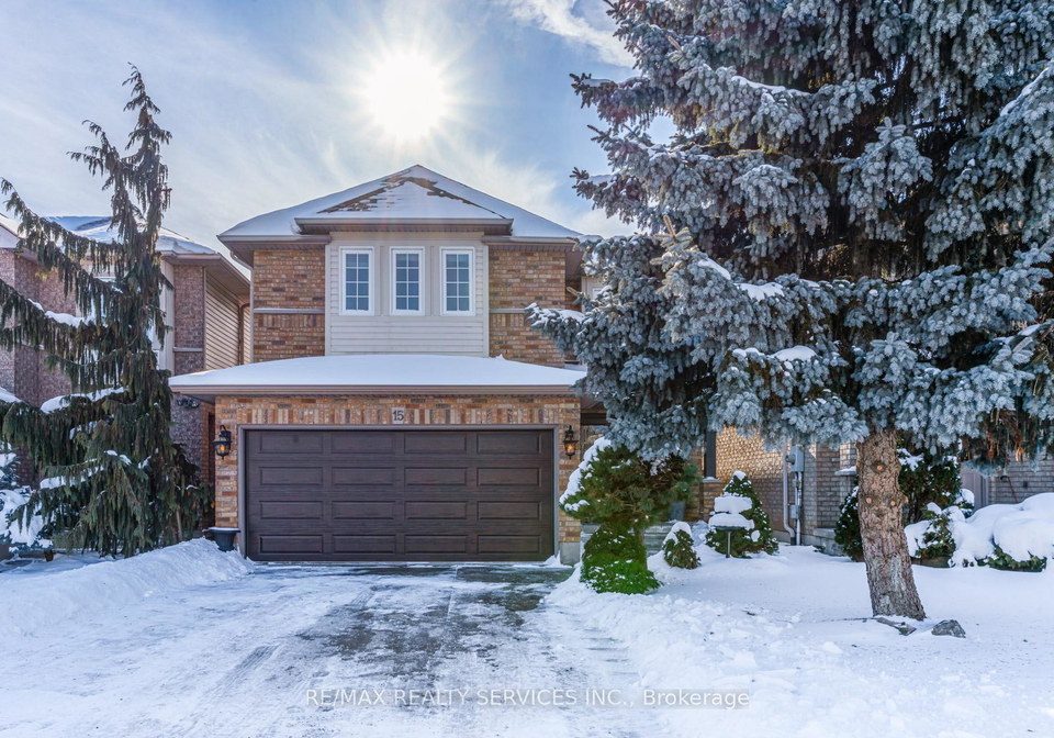 15-claudette-gate-hamilton-ontario-x12731870
