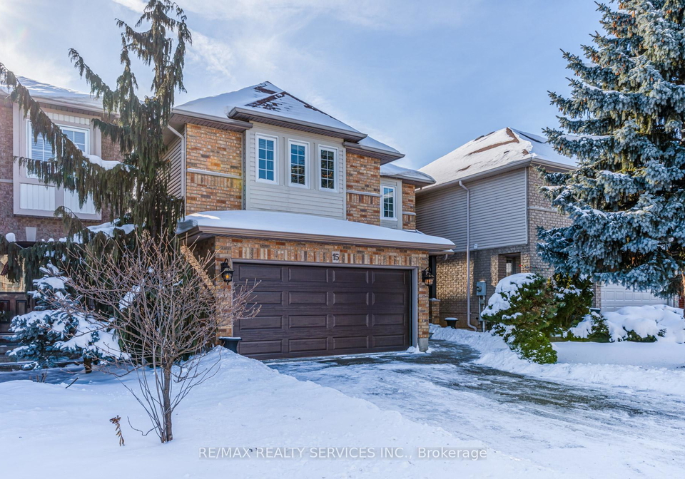 15-claudette-gate-hamilton-ontario-x12731870