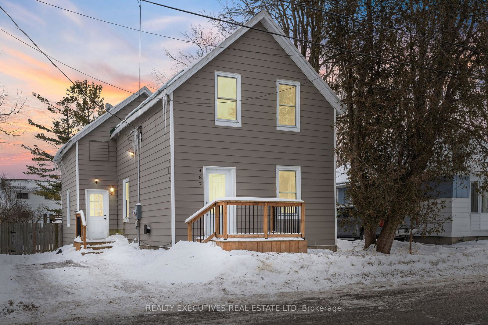 487-clarence-street-north-dundas-ontario-x12731916