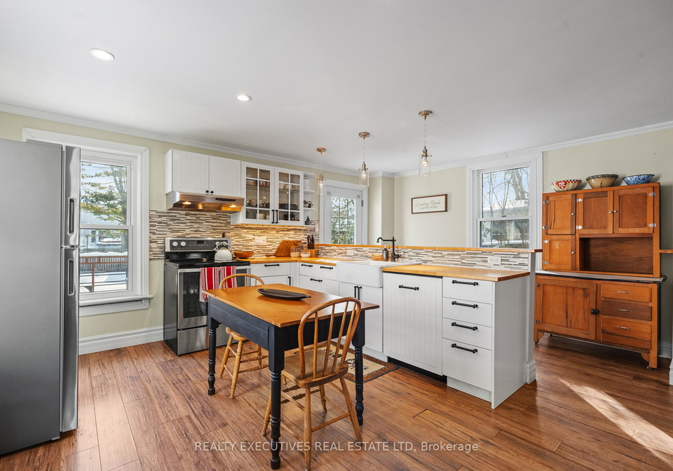 487-clarence-street-north-dundas-ontario-x12731916