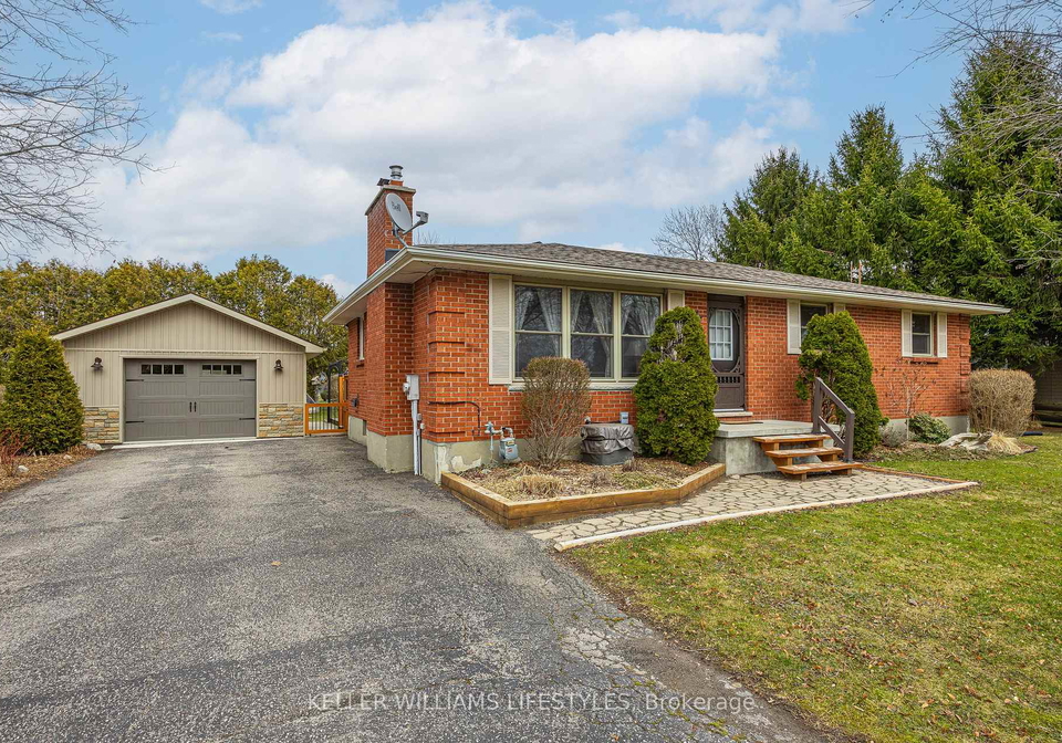 8-east-williams-street-north-middlesex-ontario-x12732950