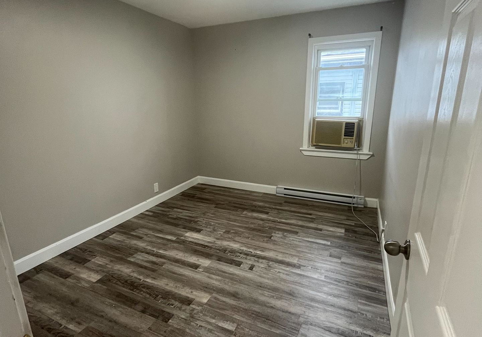 907-2nd-street-e-cornwall-ontario-x12733014