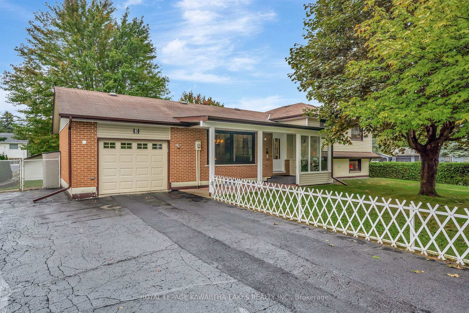 3-pinewood-crescent-kawartha-lakes-ontario-x12733678