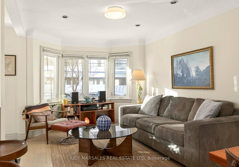 136-hunter-street-w-hamilton-ontario-x12733858