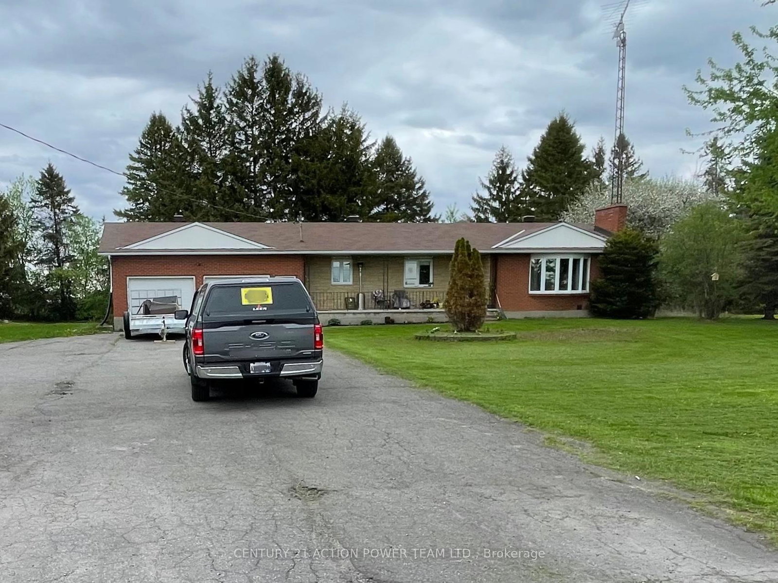 1503-county-road-31-north-dundas-ontario-x12734352