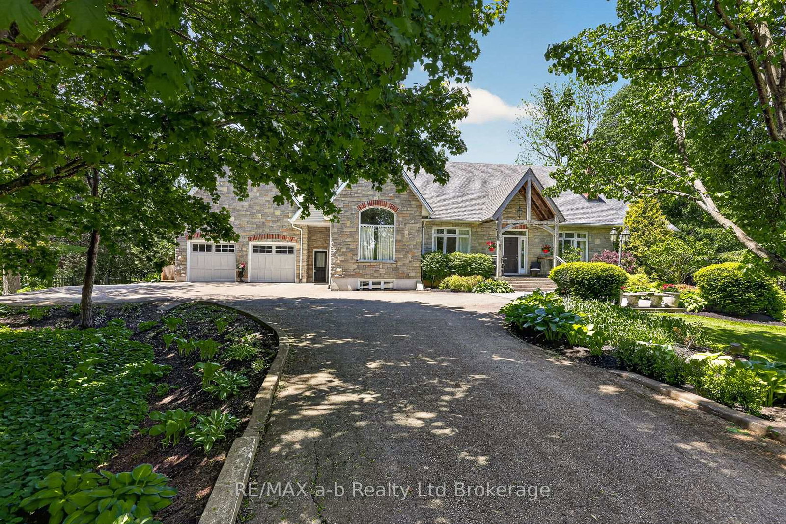 11-norsworthy-lane-ingersoll-ontario-x12734612