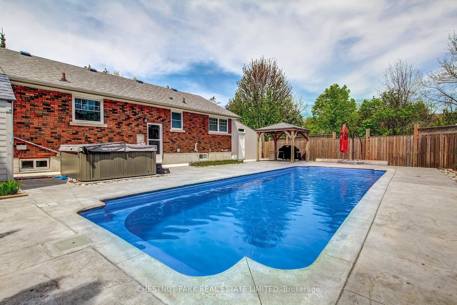 30-mckenzie-street-st-catharines-ontario-x12734626