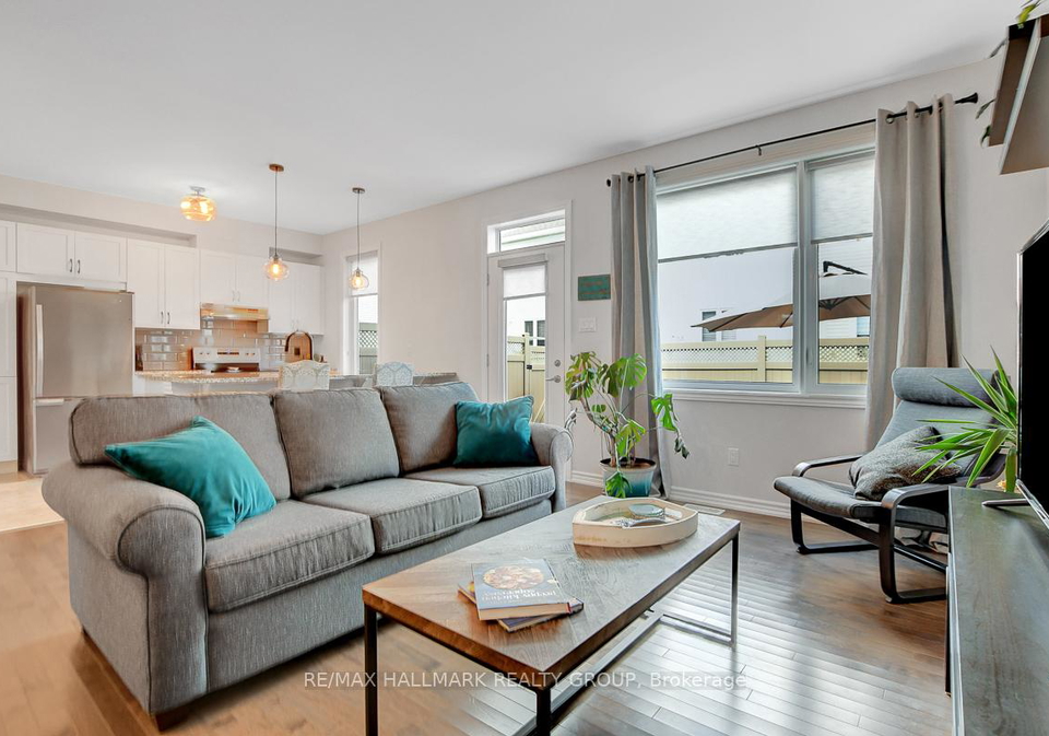 14-darvoy-mews-ottawa-ontario-x12734722