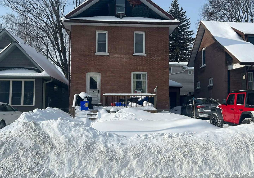 23-victoria-avenue-n-kawartha-lakes-ontario-x12734734