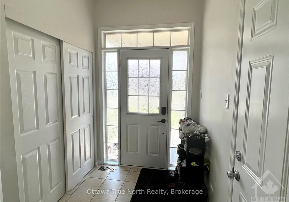 558-pepperville-crescent-kanata-ontario-x12734914
