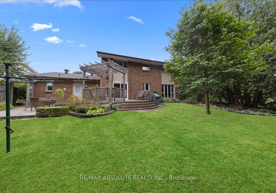 22-banting-crescent-kanata-ontario-x12735056