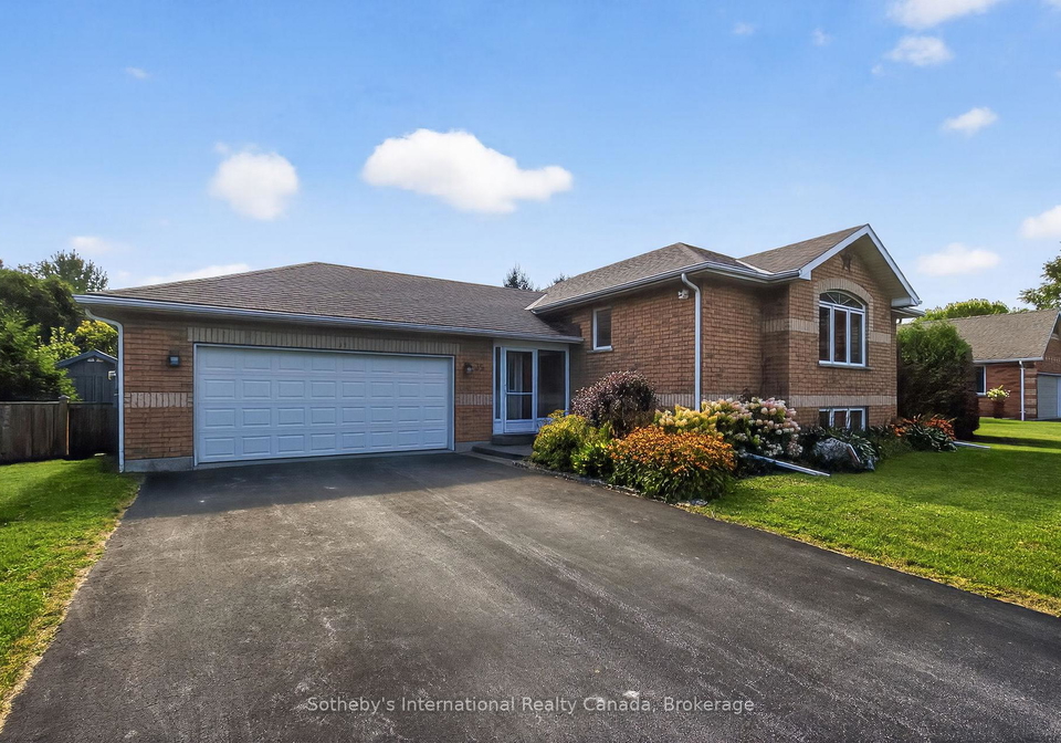 35-elgin-street-s-blue-mountains-ontario-x12735124