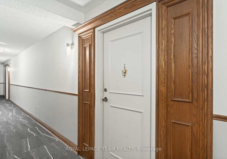 530-laurier-avenue-w-ottawa-ontario-x12735158