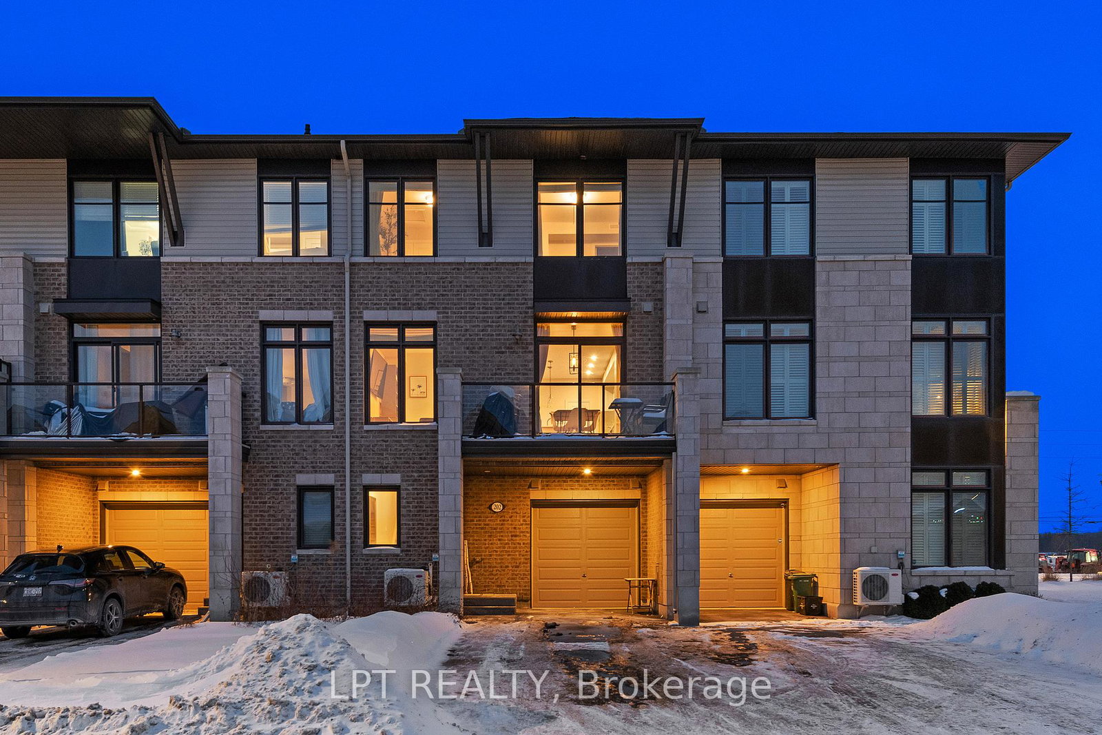 202-hawkmere-way-ottawa-ontario-x12735372