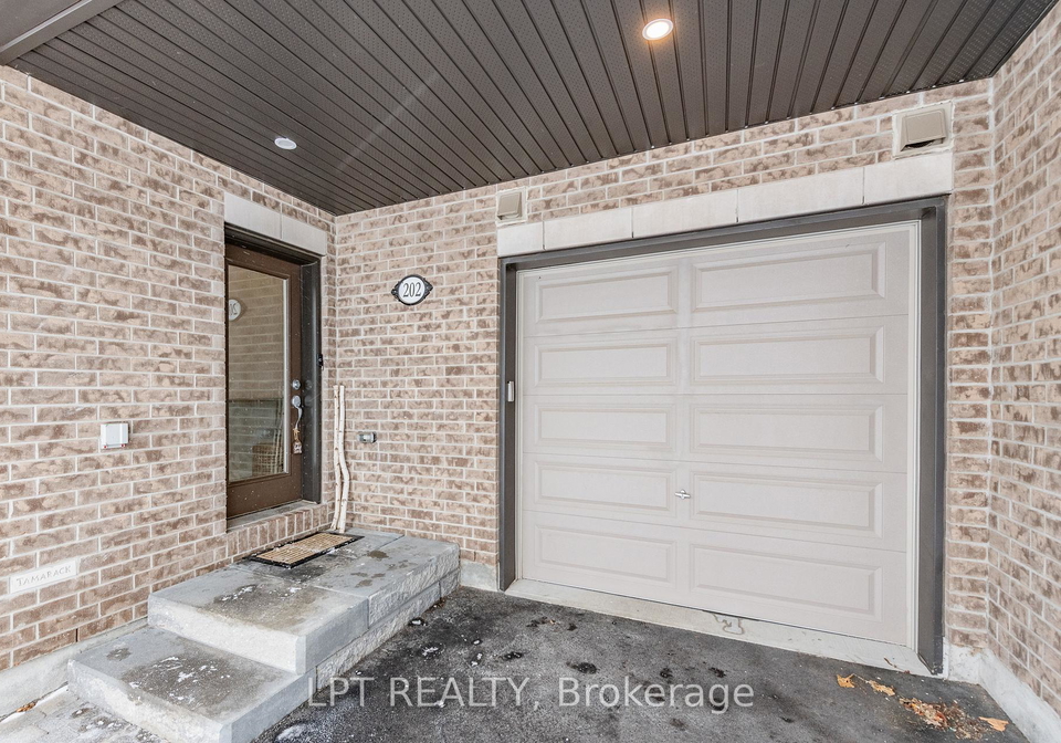 202-hawkmere-way-ottawa-ontario-x12735372