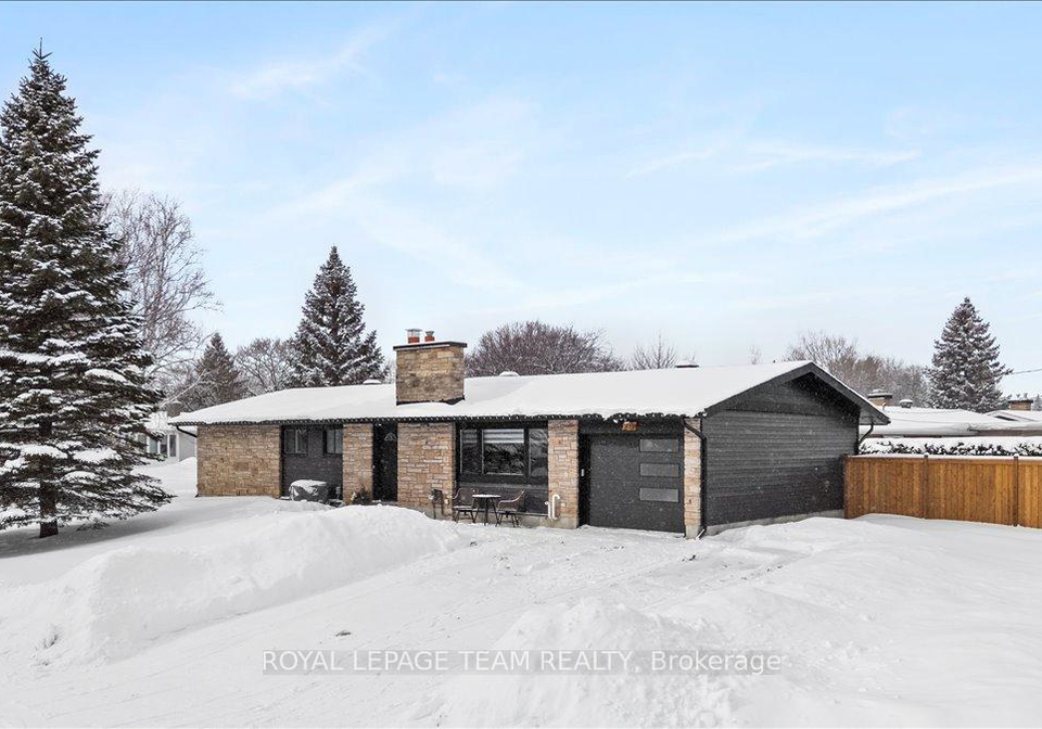 20-whitburn-crescent-ottawa-ontario-x12735378