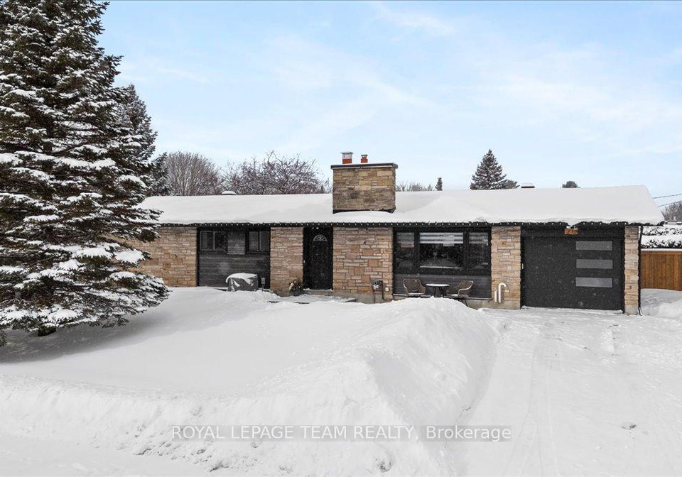 20-whitburn-crescent-ottawa-ontario-x12735378