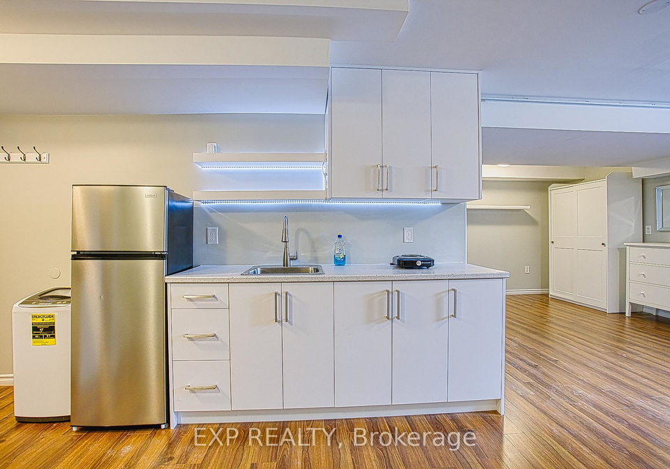 52-dartmouth-gate-hamilton-ontario-x12735474