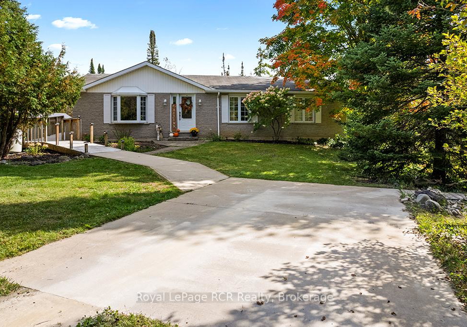 282848-normanby-bentinck-townline-west-grey-ontario-x12735688