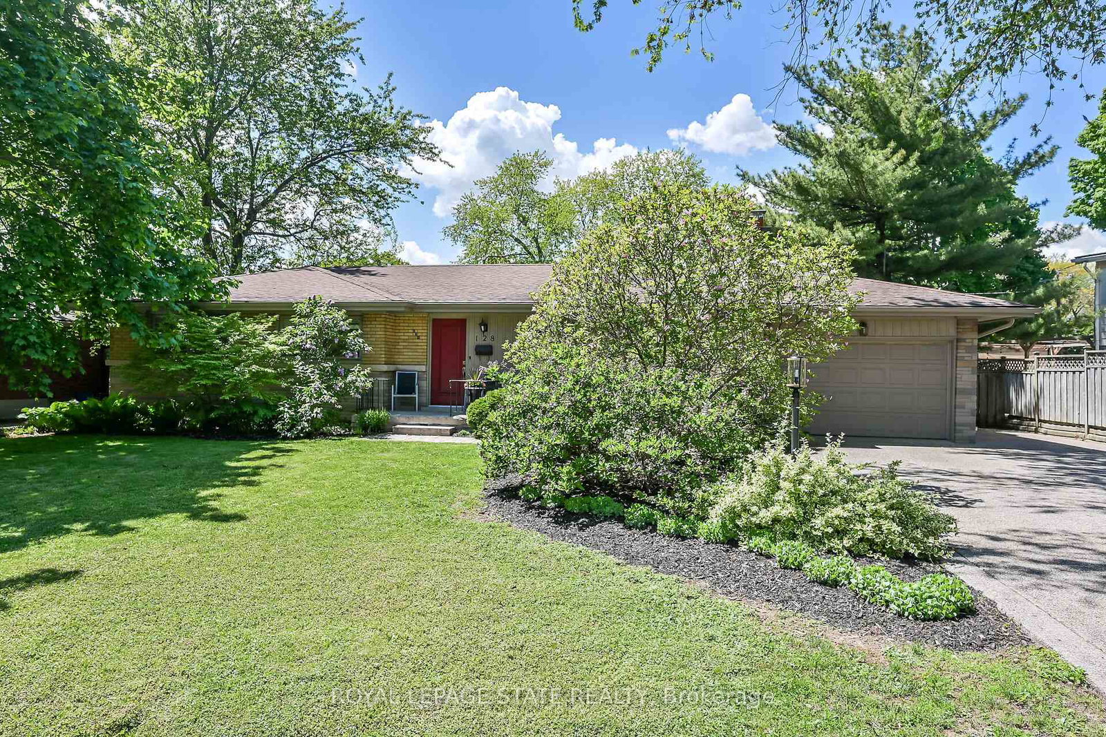 128-oneida-boulevard-hamilton-ontario-x12736774