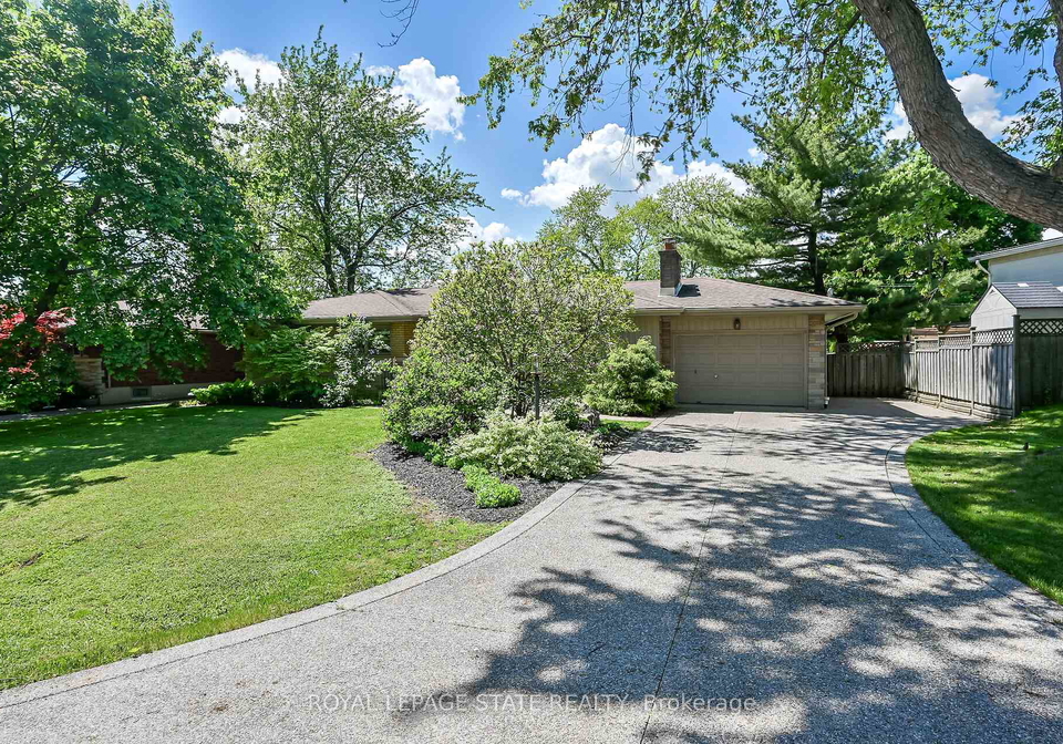 128-oneida-boulevard-hamilton-ontario-x12736774