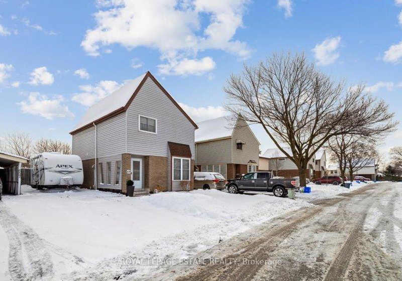 659-upper-wentworth-street-n-hamilton-ontario-x12736816