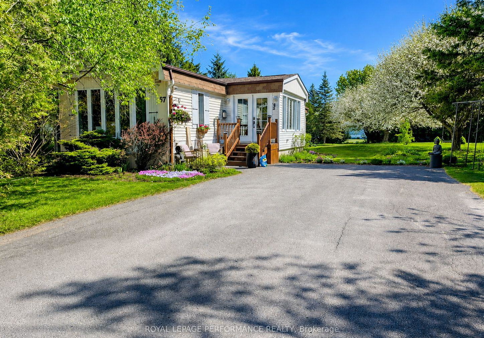 3897-christine-street-north-glengarry-ontario-x12737238