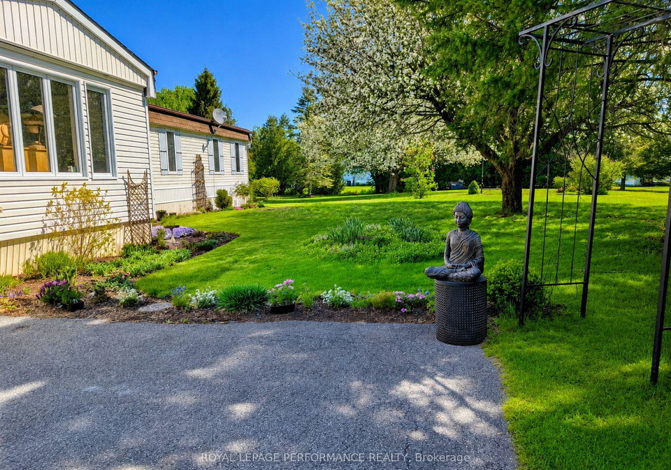 3897-christine-street-north-glengarry-ontario-x12737238