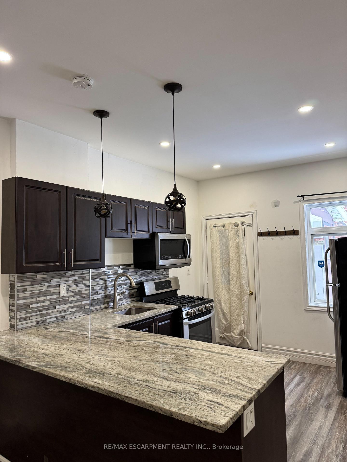 115king-street-e-hamilton-ontario-x12737534