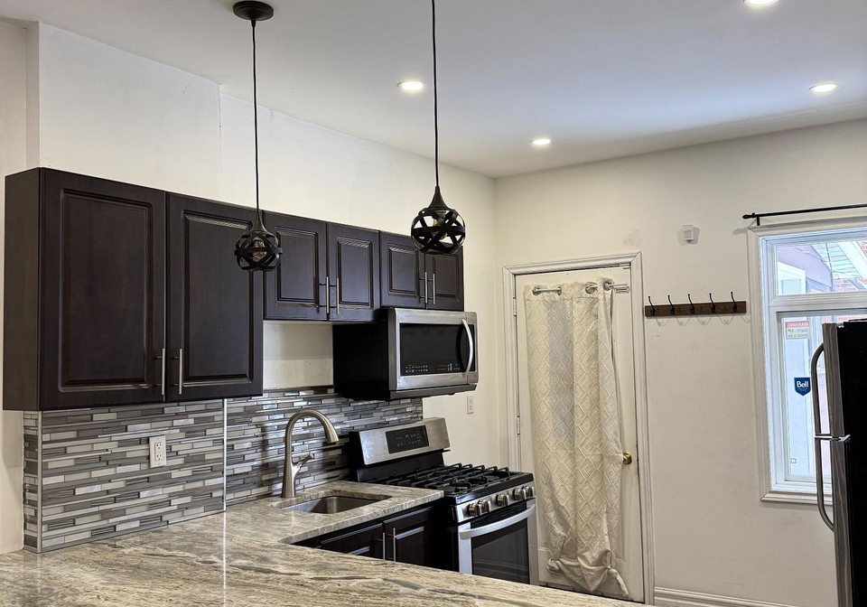 115king-street-e-hamilton-ontario-x12737534