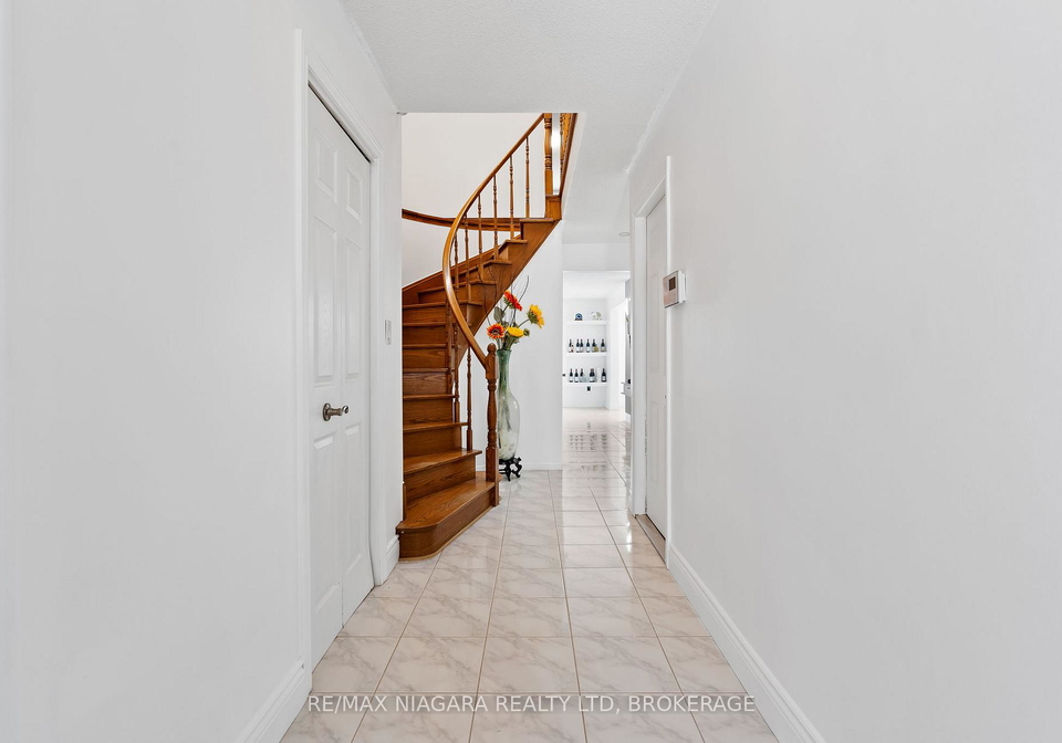 54-culligan-crescent-thorold-ontario-x12737714
