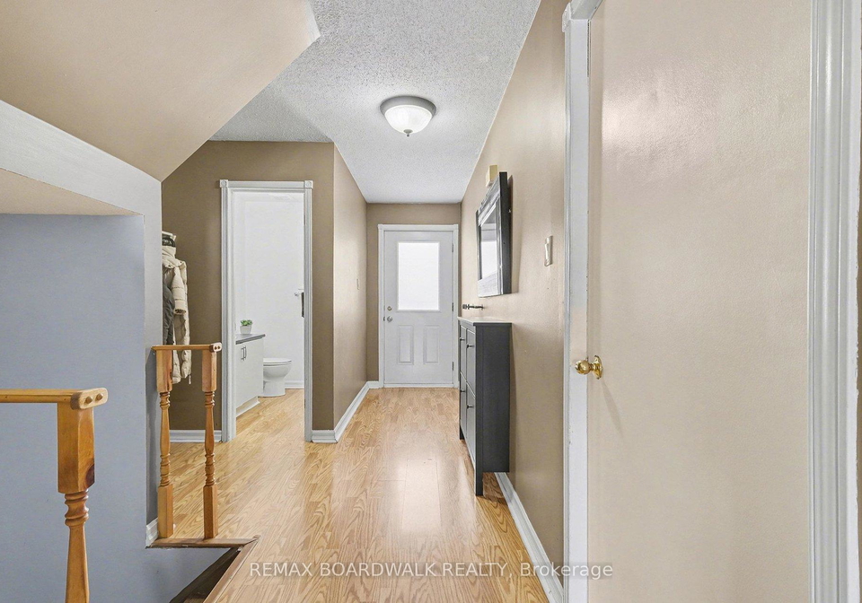 448-valade-crescent-ottawa-ontario-x12737818