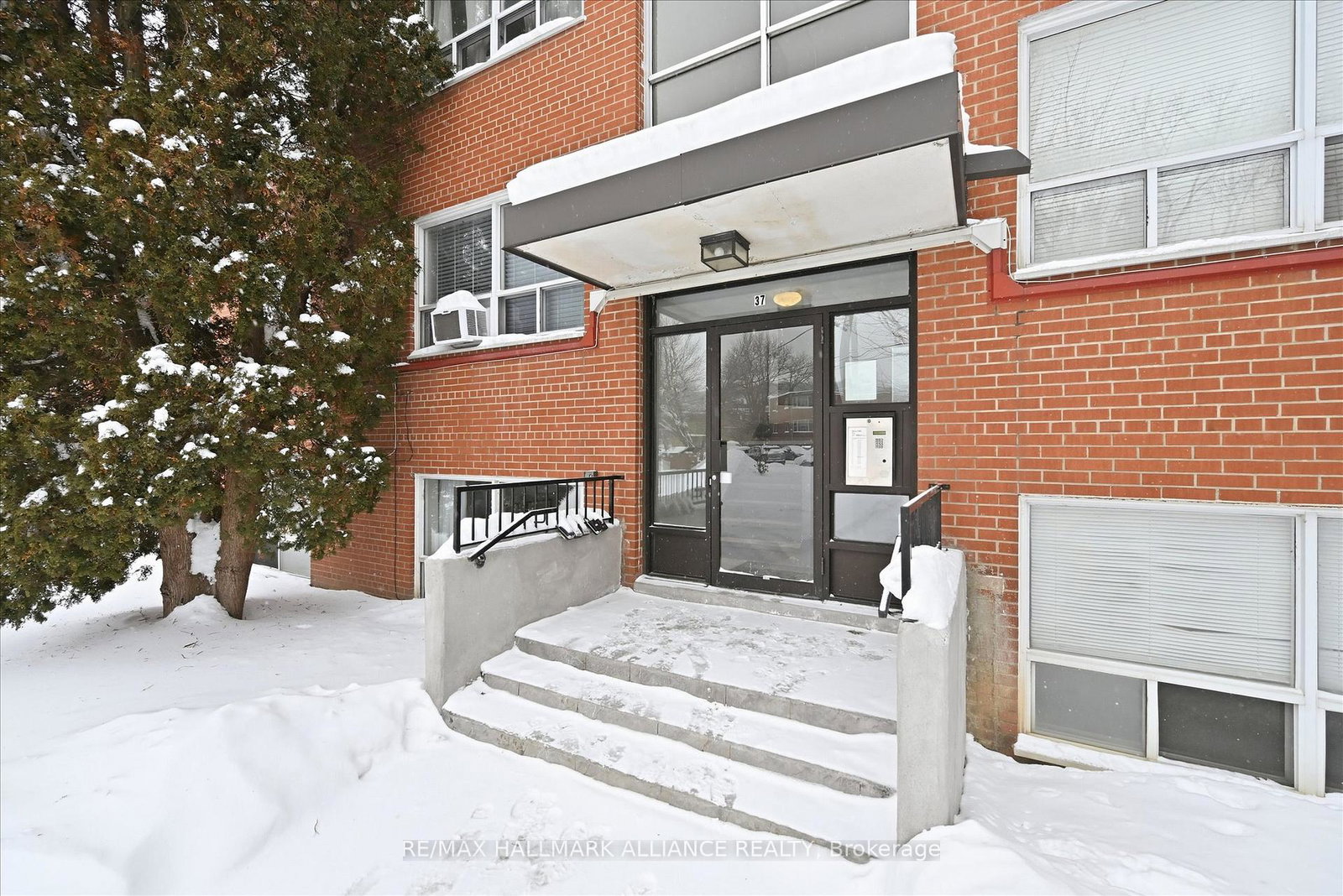 37-mericourt-road-hamilton-ontario-x12737960