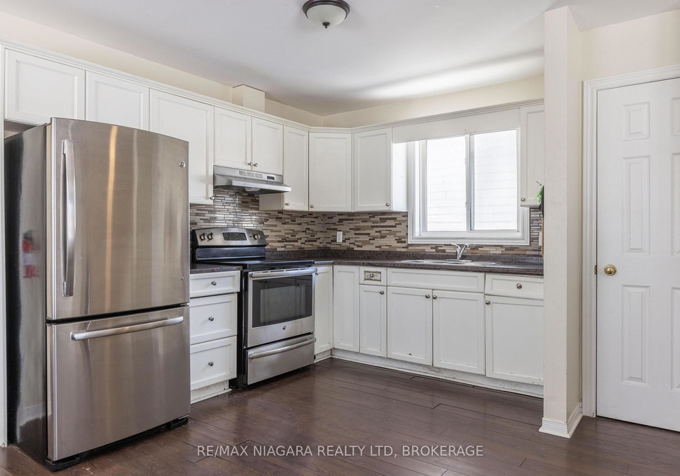 138-carlton-street-st-catharines-ontario-x12738014