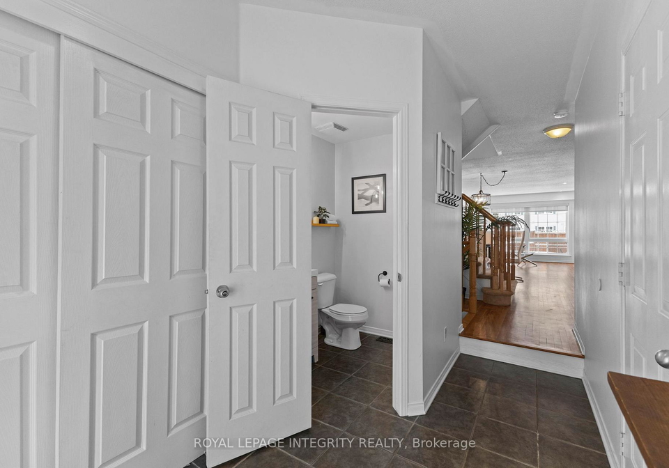 30-goldthorpe-private-ottawa-ontario-x12738406