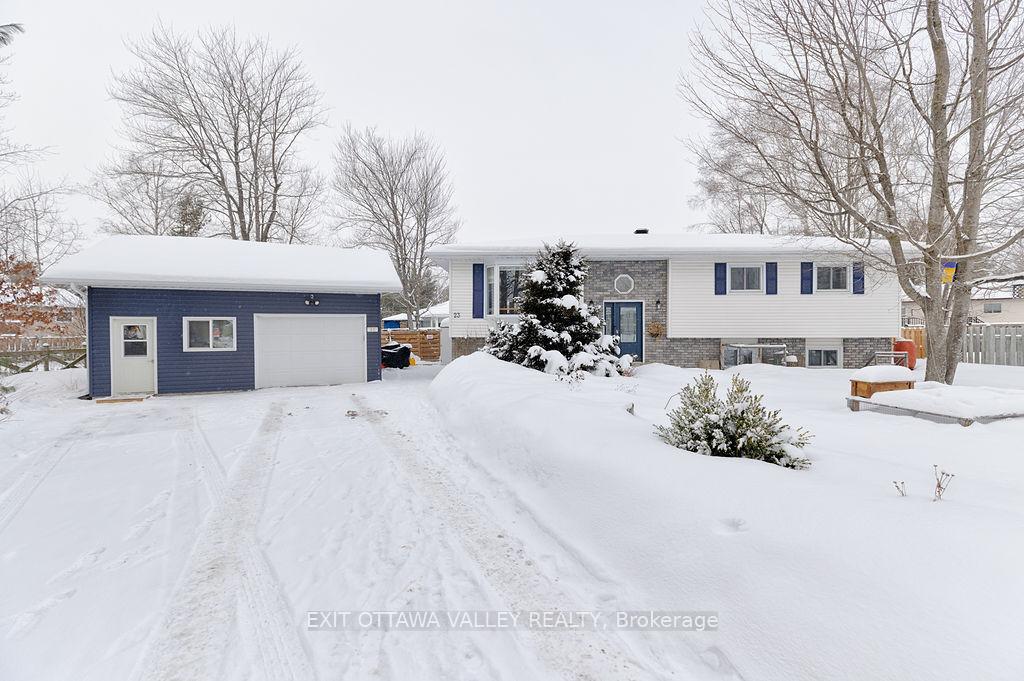 23-lisa-crescent-w-petawawa-ontario-x12738554