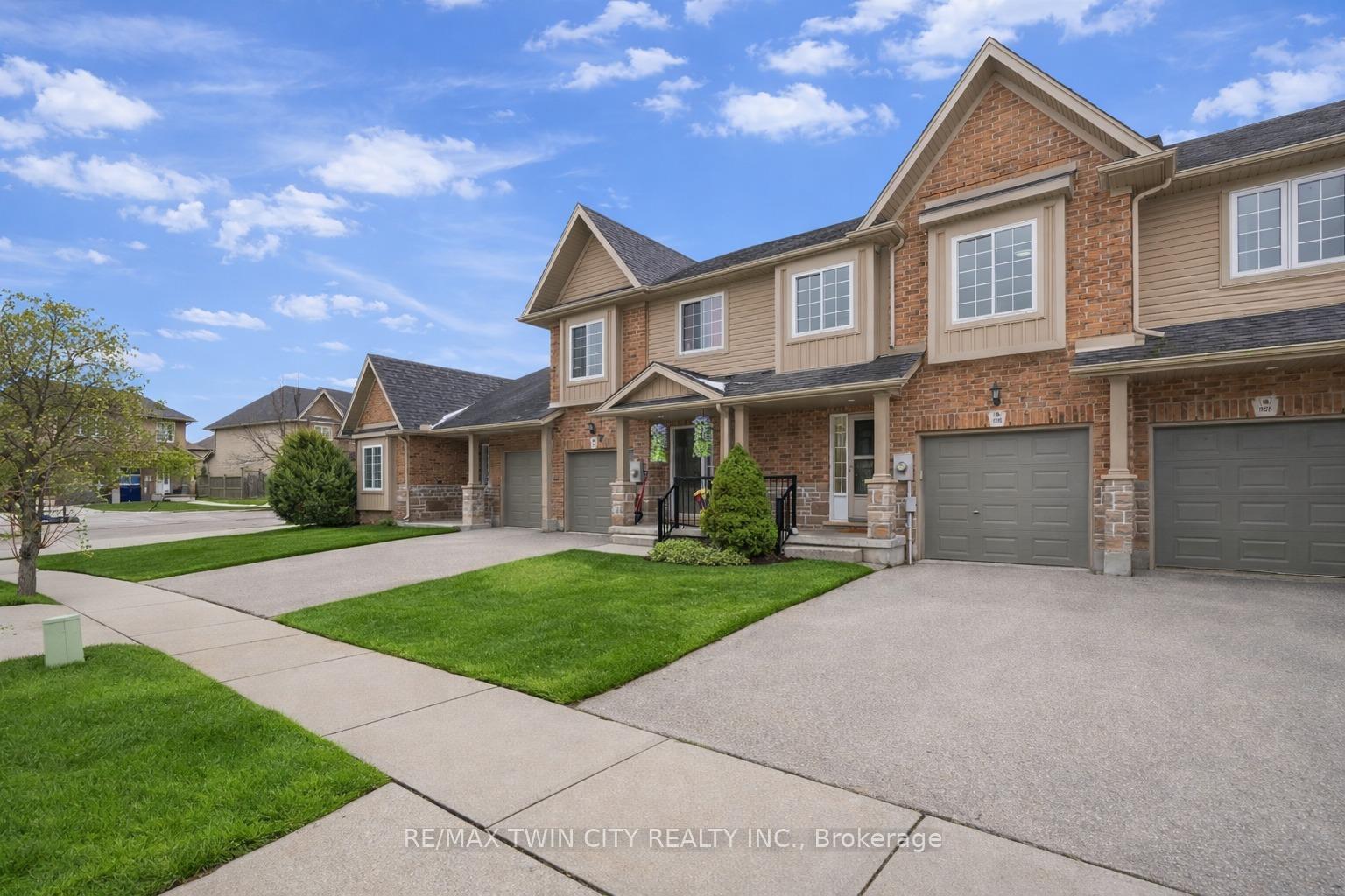 930-zeller-crescent-kitchener-ontario-x12738642
