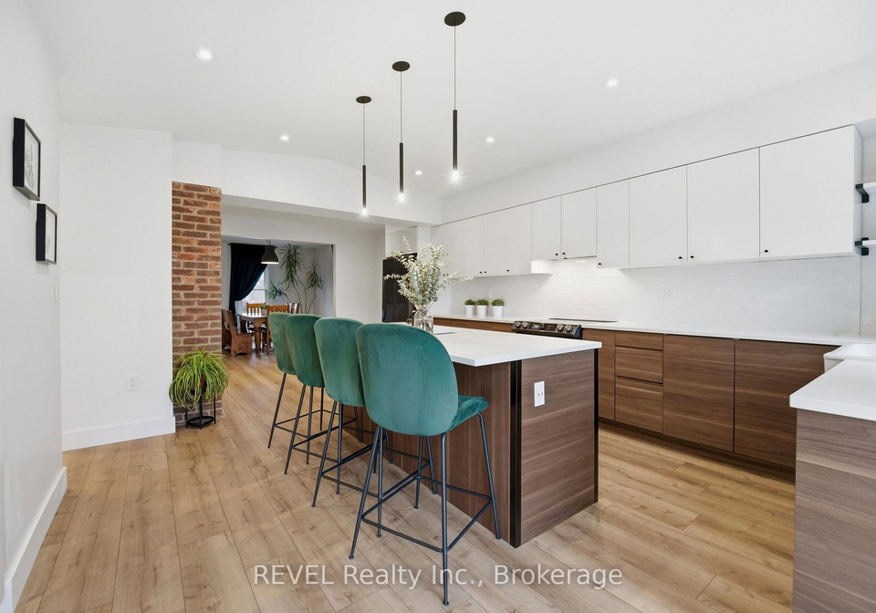 18-lincoln-avenue-st-catharines-ontario-x12738884