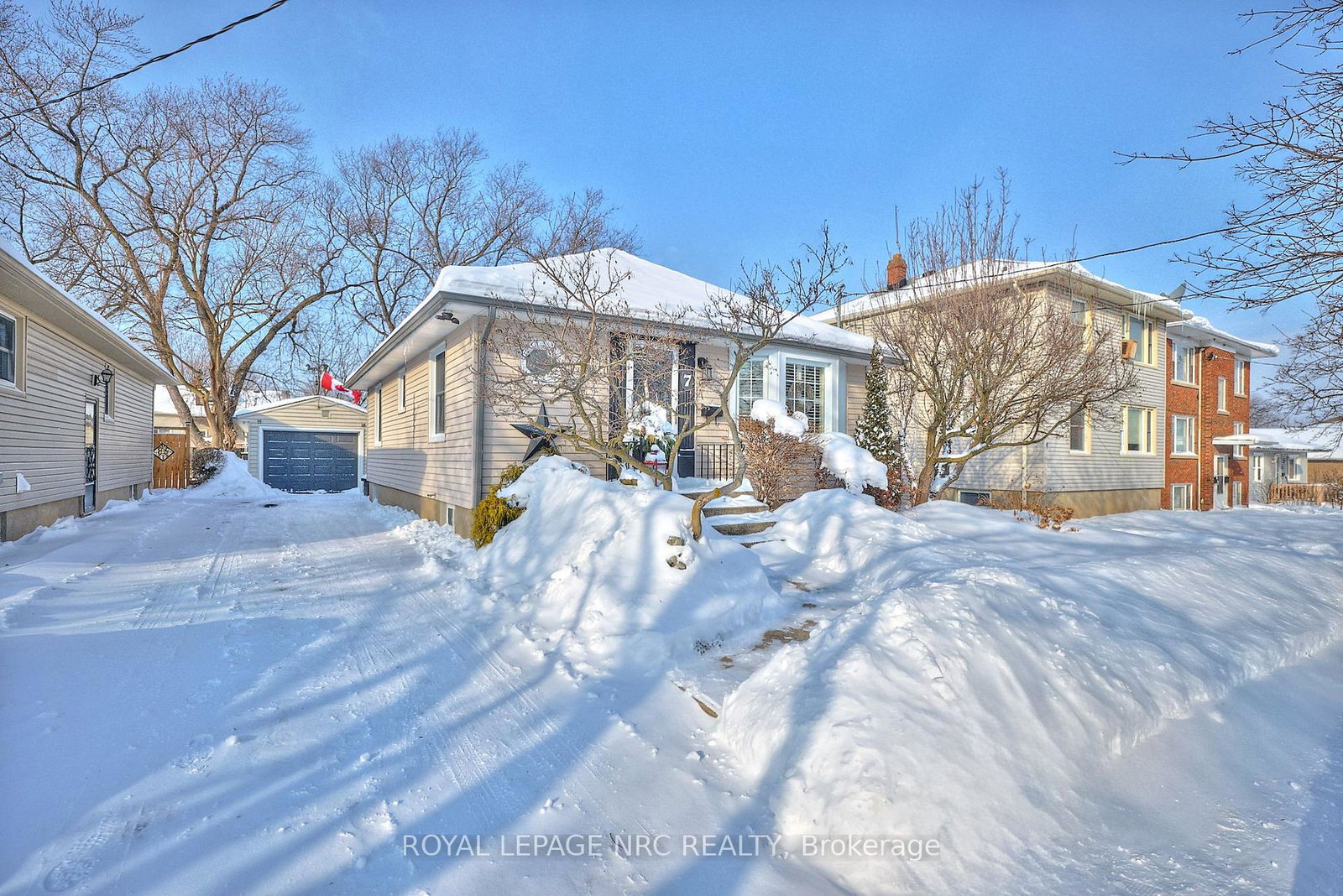 7-perth-street-st-catharines-ontario-x12739112
