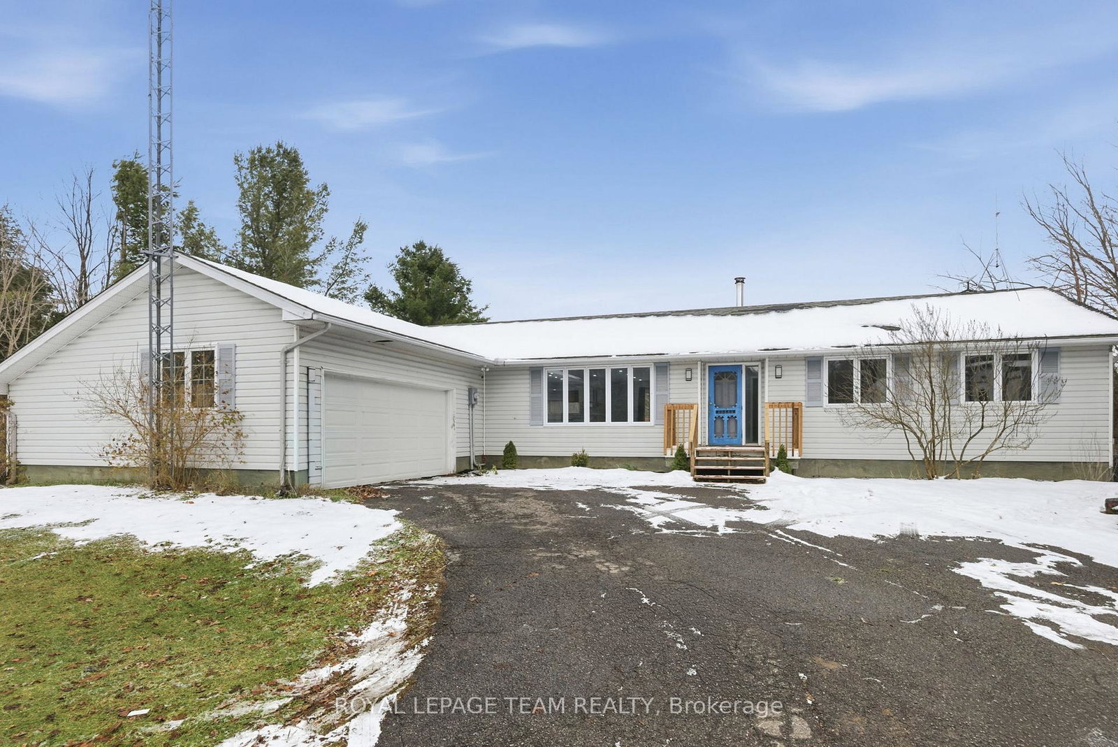 2859-wolf-grove-road-lanark-highlands-ontario-x12739350