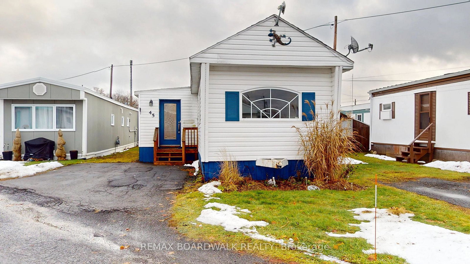 25-county-road-31-south-dundas-ontario-x12739750